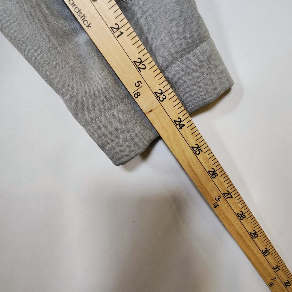 The North Face Women's‎ Medium Gray Windwall Fulll Zipper Jacket - Picture 13 of 13